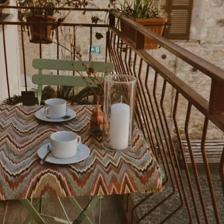 Cozy House In San Rocco * ボルセーナ