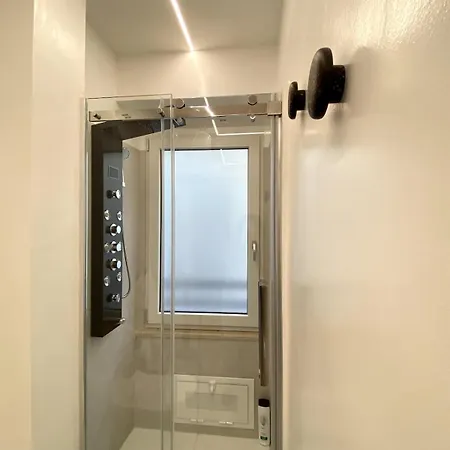 Cozy House In San Rocco Apartment *