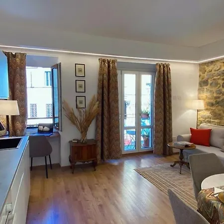Cozy House In San Rocco Apartment